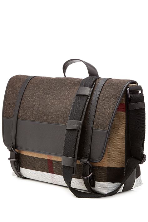 burberry mens messenger bag